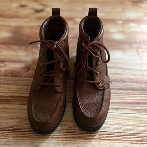 Justin Boots Brown Leather Lace-Up Ankle Booties